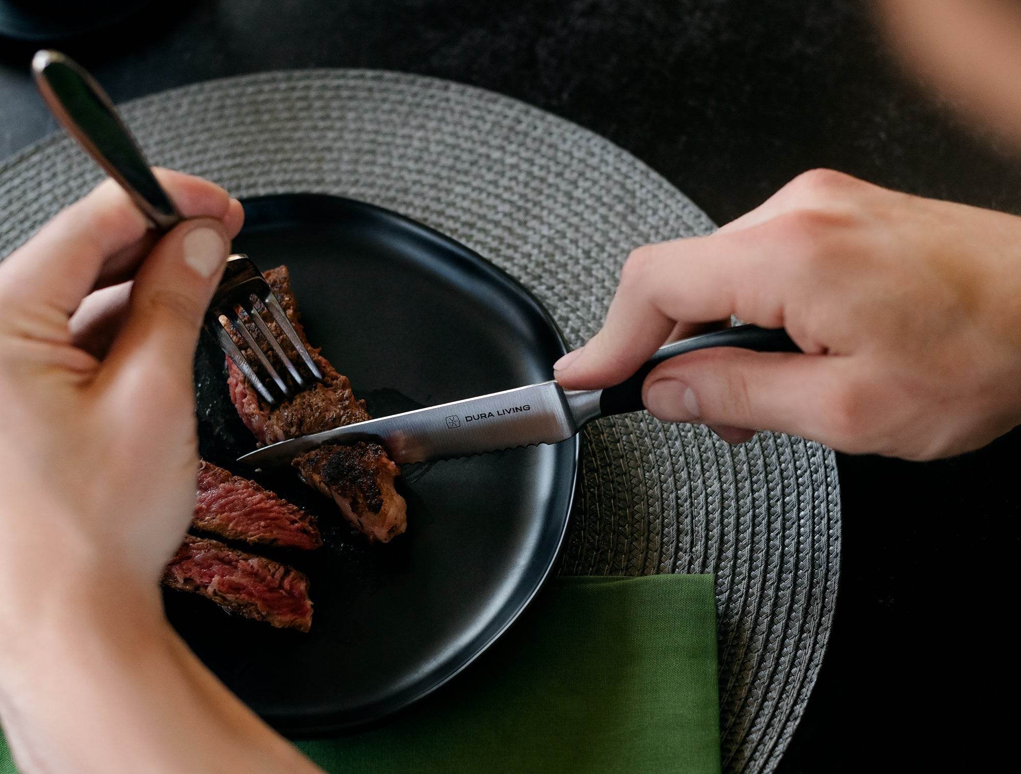 Elite Set of 8 Steak Knives - Black - Metromarketstore