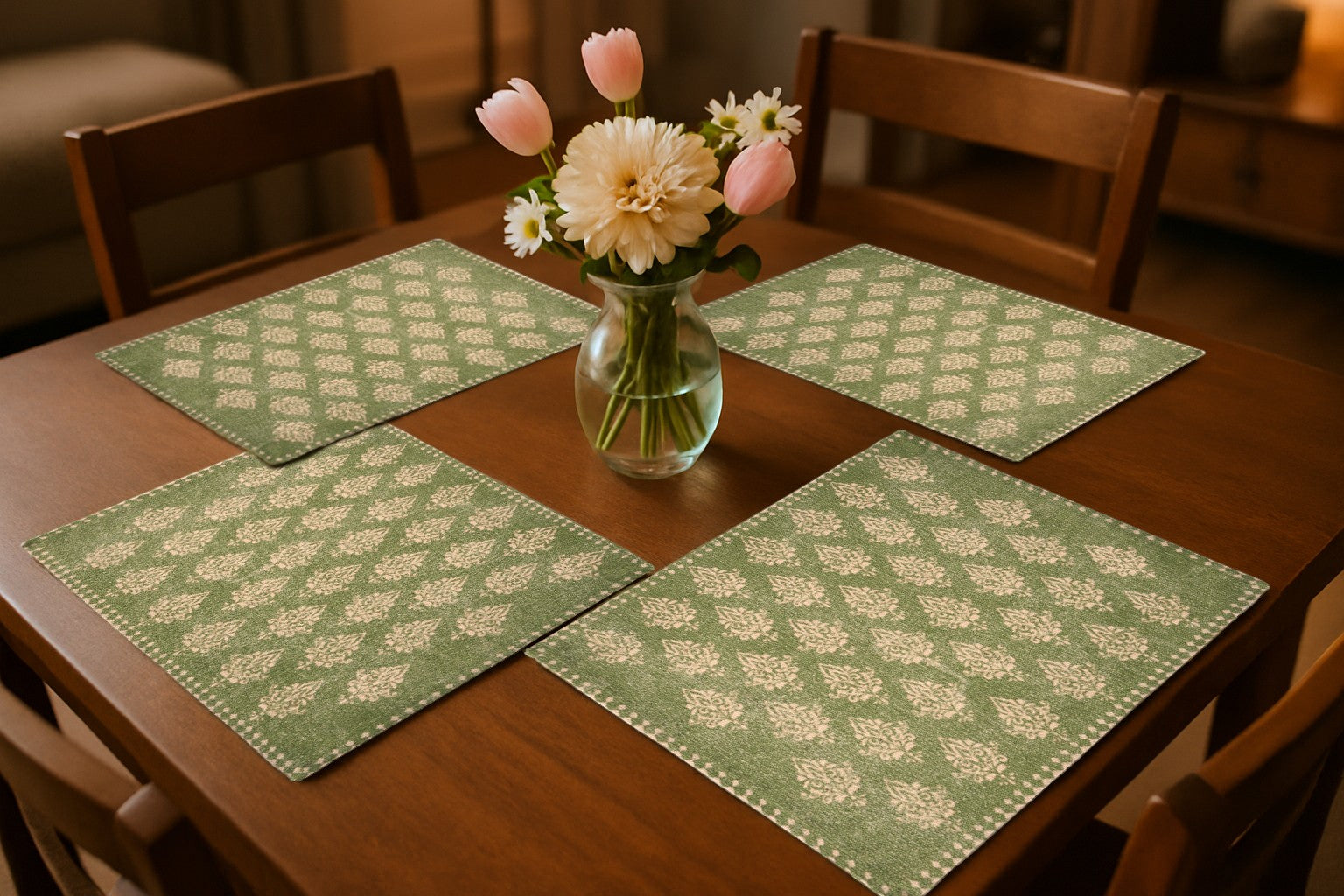 19" Set of Four Green And Cream Geometric Medallion Cotton Placemats - Metromarketstore
