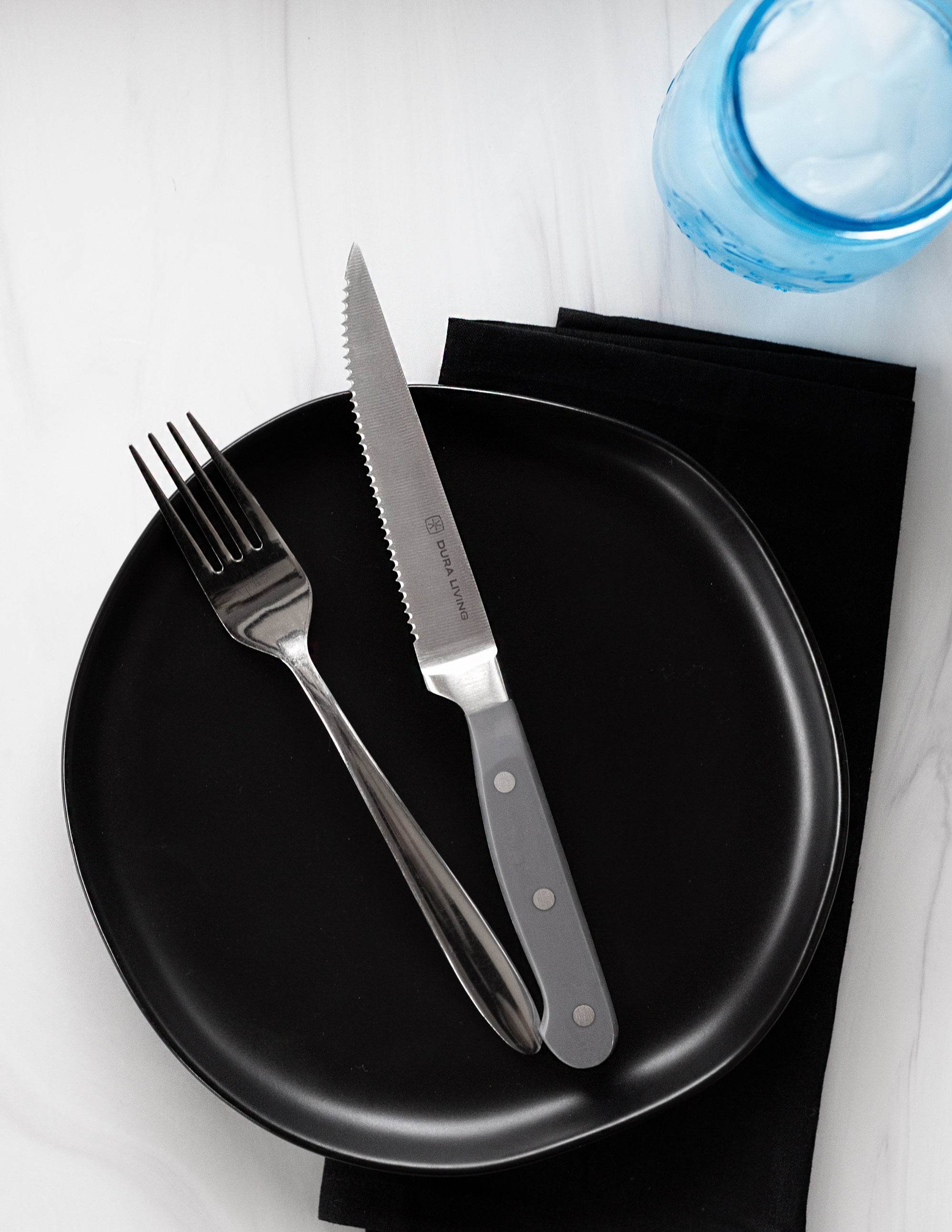 Superior Set of 8 Steak Knives - Gray - Metromarketstore