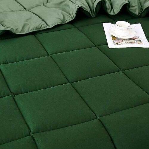 King/Cal King Traditional Microfiber Reversible 3 Piece Comforter Set in Green - Metromarketstore
