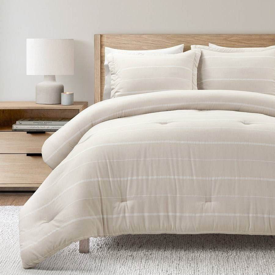 King/California King Beige Off-White Stripe Lightweight 3-Piece Comforter Set - Metromarketstore