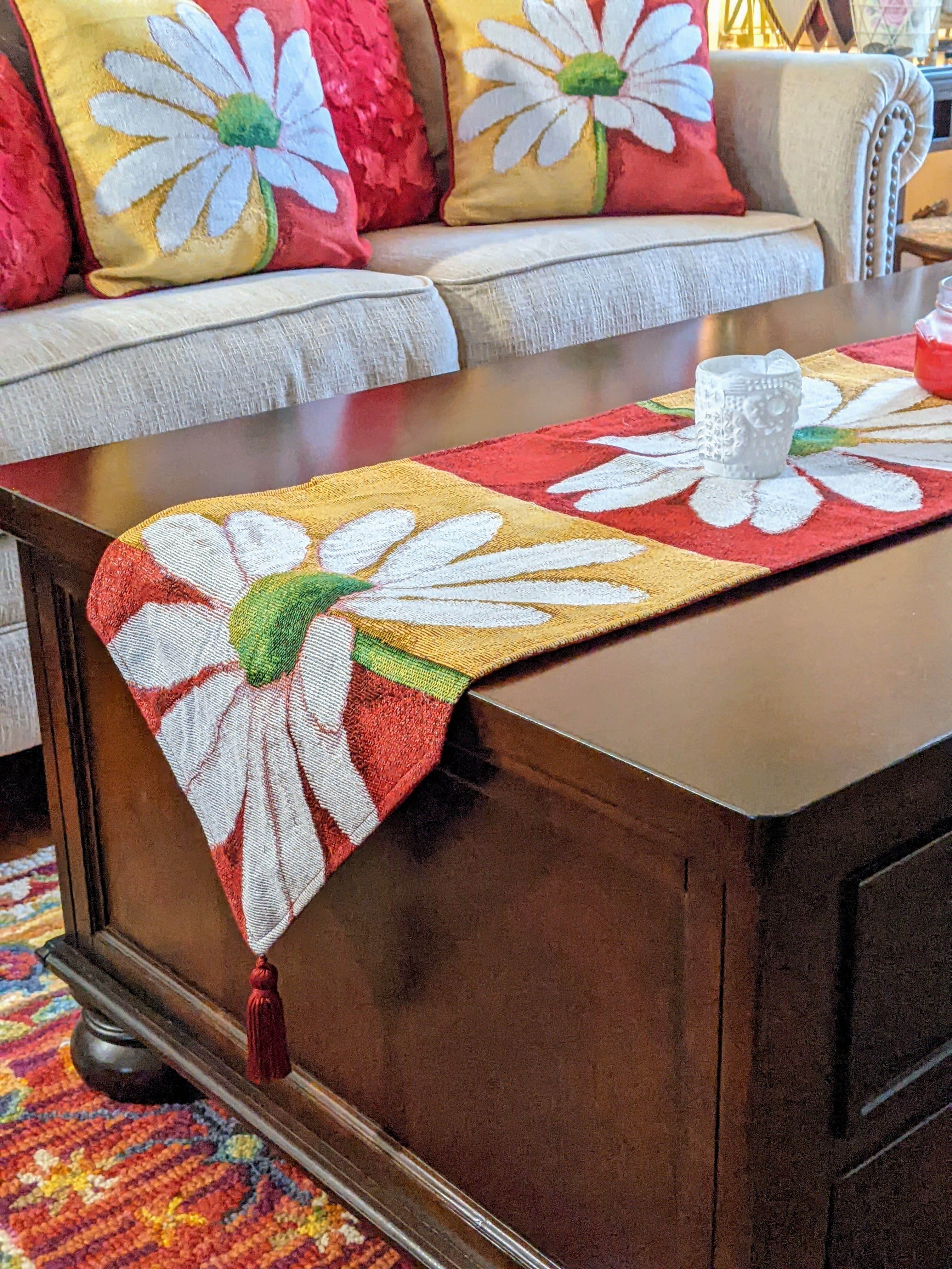 Tache Loves Me Not Daisy Tapestry Table Runner - Metromarketstore