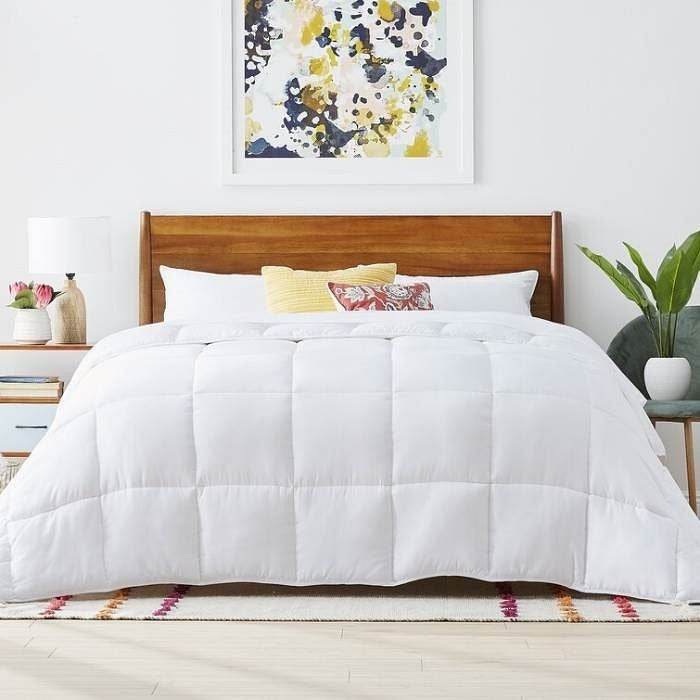 Queen Size Cozy All Seasons Plush White Polyester Down Alternative Comforter - Metromarketstore