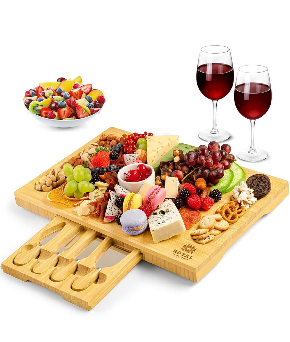 Cheese Board Set with Knives, 16.5“ x 11” - Metromarketstore
