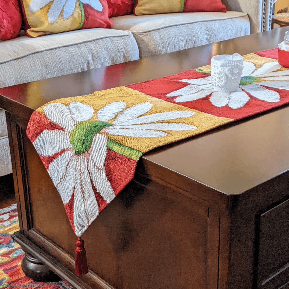 Tache Loves Me Not Daisy Tapestry Table Runner - Metromarketstore