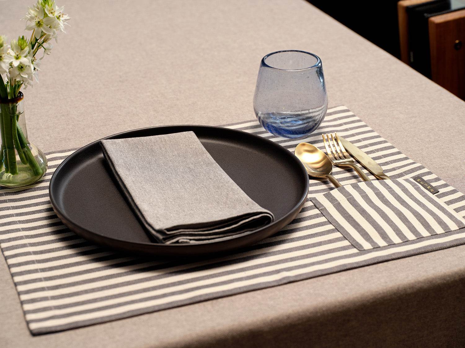 Cotton Cloth Placemats, Set of 4 - Metromarketstore